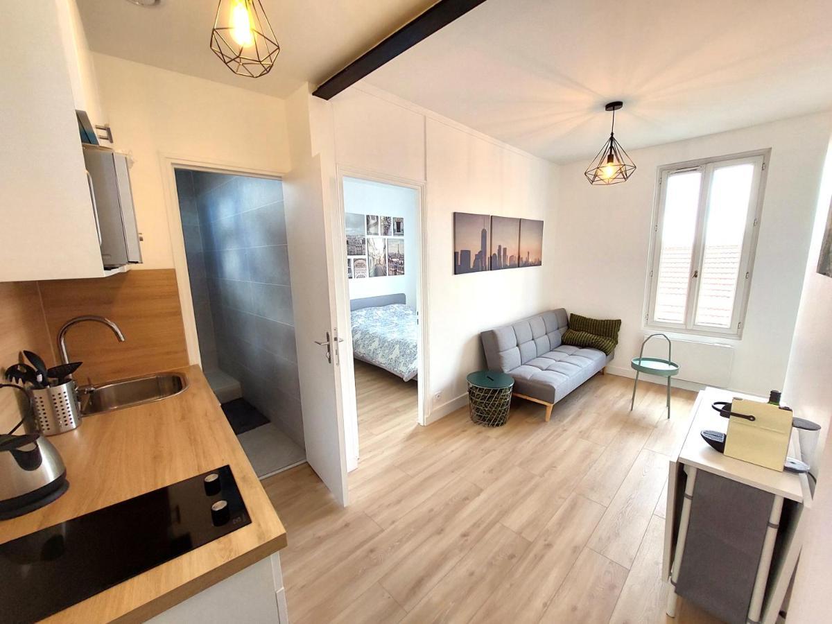 Superbe 2 Pieces Renove Et Calme Apartment โอแบวีลีเย ภายนอก รูปภาพ